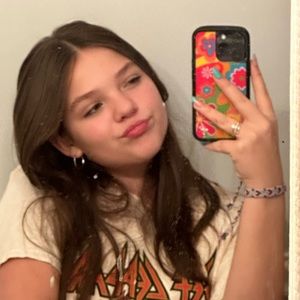 Meet your Posher, Noella